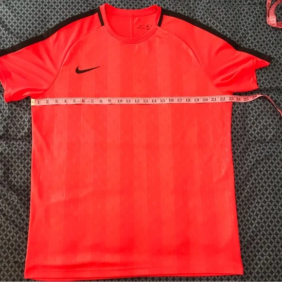 Nike Dri fit Soccer Training Shirt All Over Swoosh Nike Logo - Picture 7 of 9